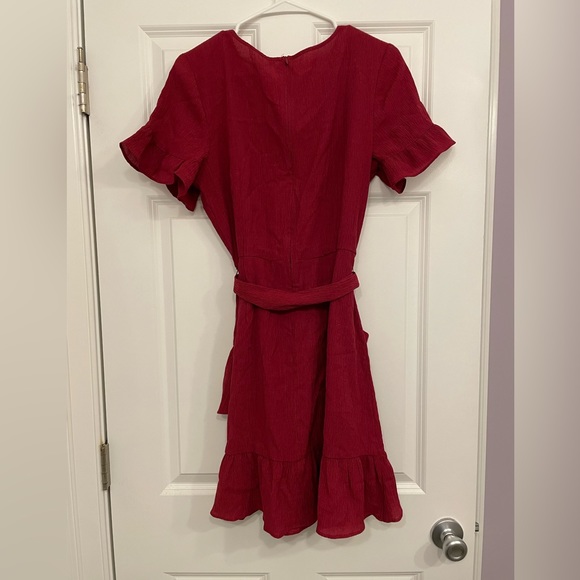 Like new ruffle dress - Picture 2 of 5